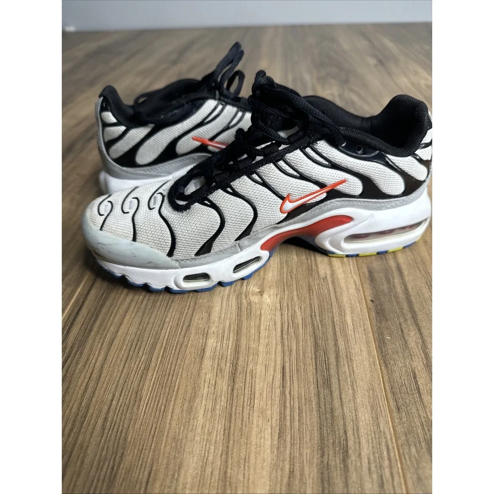 Nike good used